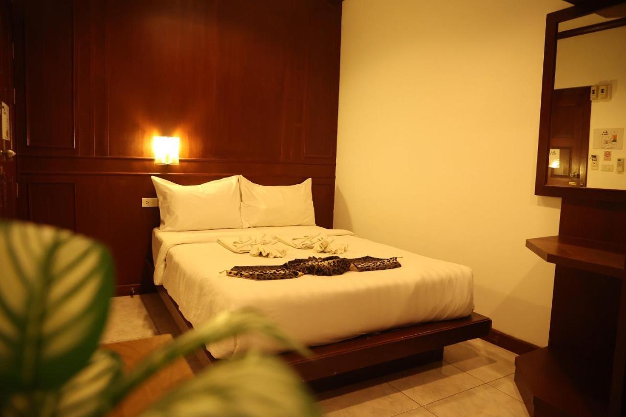 New Forest Patong Exterior photo