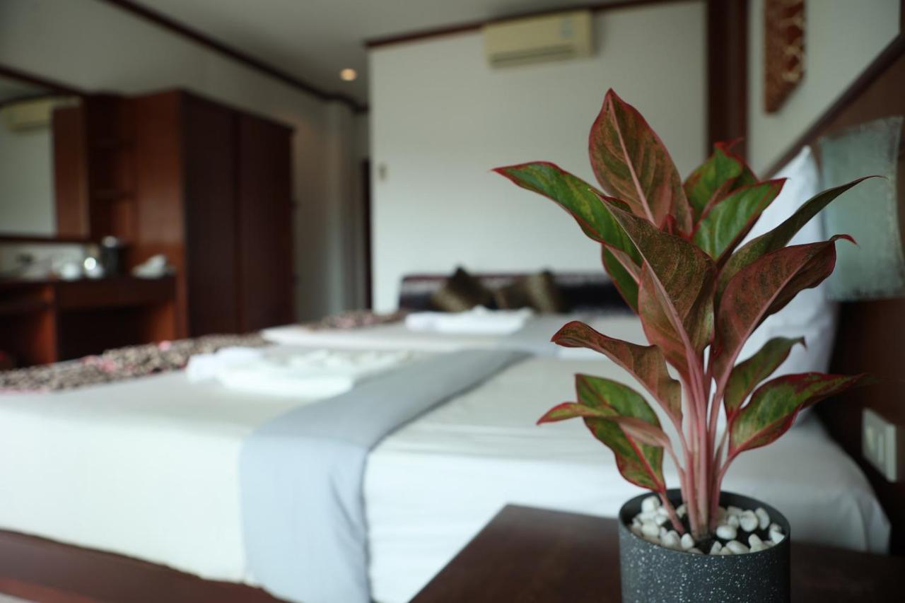 New Forest Patong Exterior photo